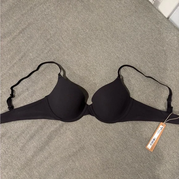 Skims Fits Everyone T shirt Bra - Black - Picture 1 of 4